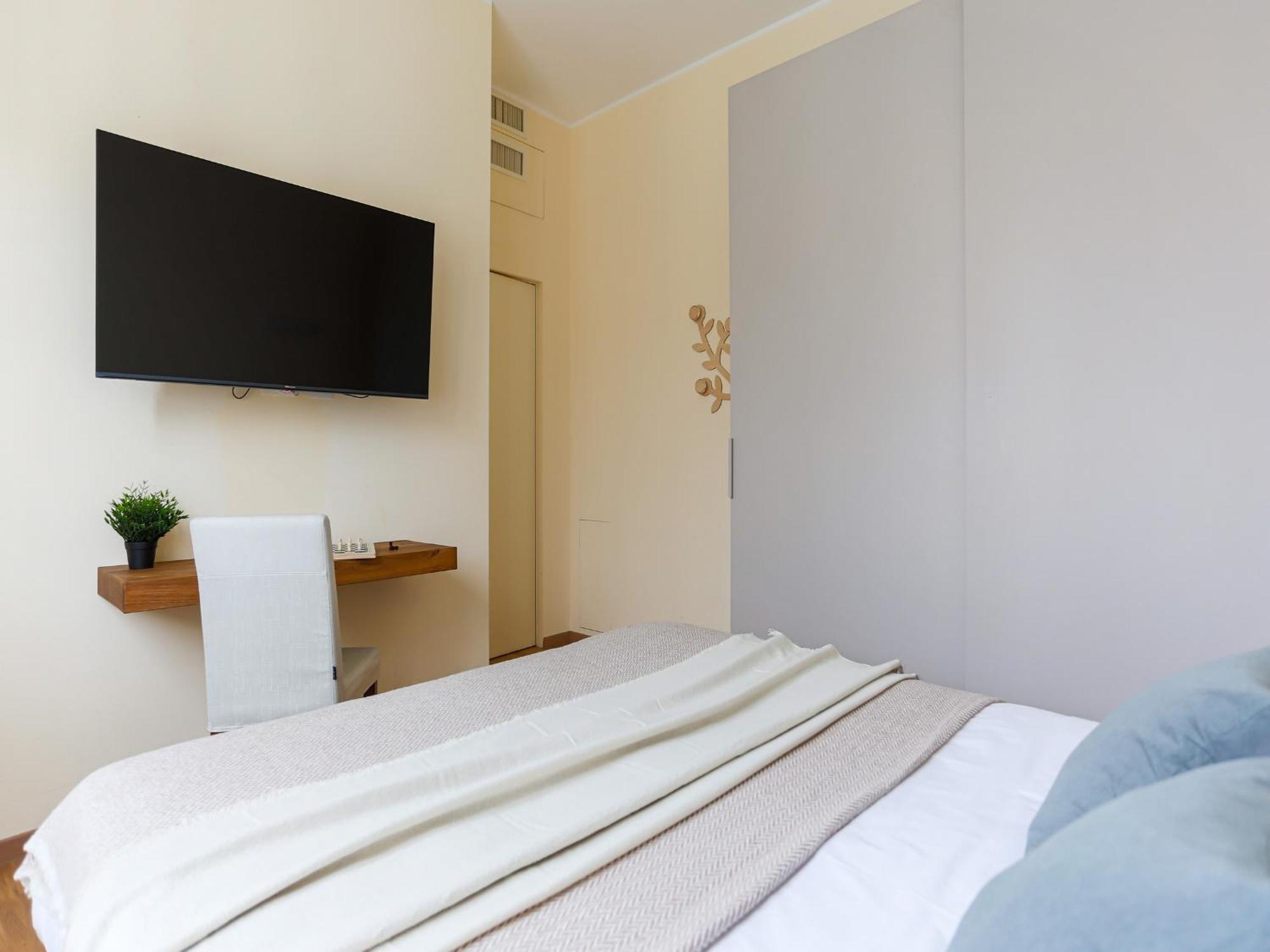 The Best Rent - Bright One-Bedroom Apartment In Corso Vittorio Emanuele II Milan Extérieur photo